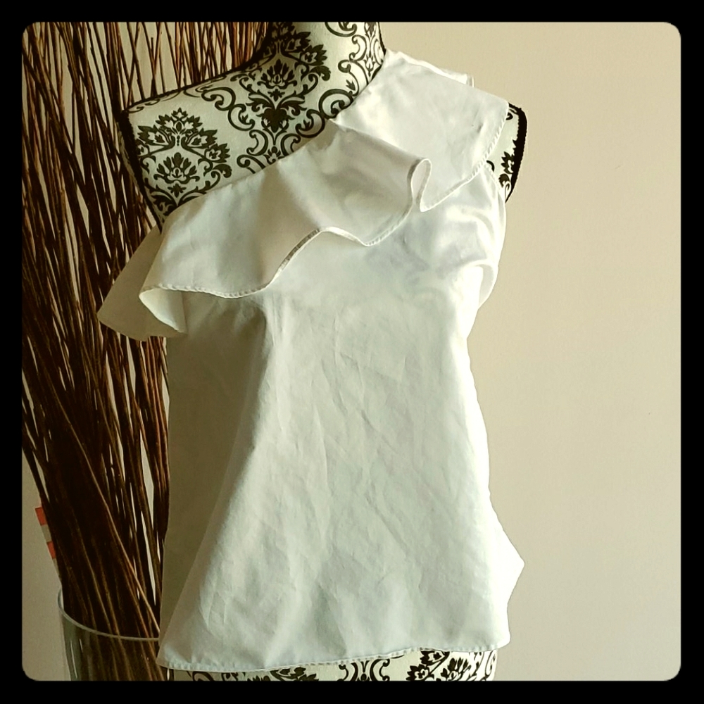 Ann Taylor cotton half shoulder with ruffle